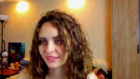 Gloria Wood online show from October 21, 6:56 pm