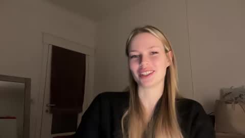 glow_angel online show from January 20, 5:27 pm