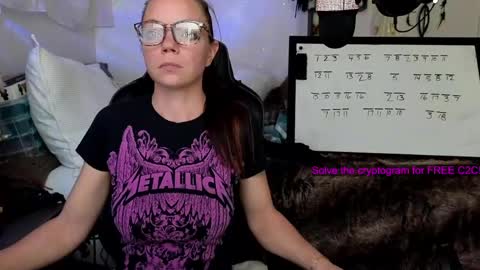 Patricia Mars           Goddess of Mars twitter thegoddessmindy online show from April 2, 3:31 pm