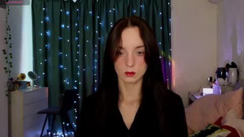 Jess  online show from March 5, 12:44 pm