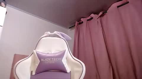 golden_gingerkitty online show from September 17, 1:36 am