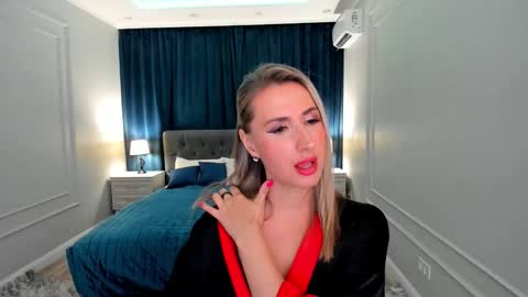 Olivia online show from September 22, 7:56 pm