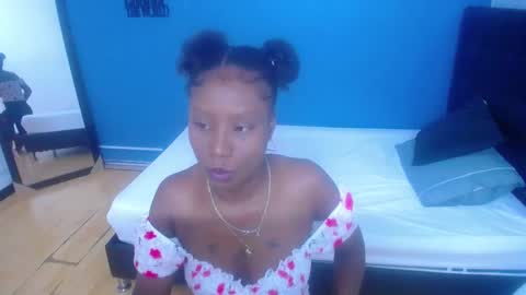 goldenn_ass1 online show from March 7, 8:55 pm