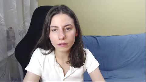 Elizabeth Effie online show from October 6, 5:40 pm