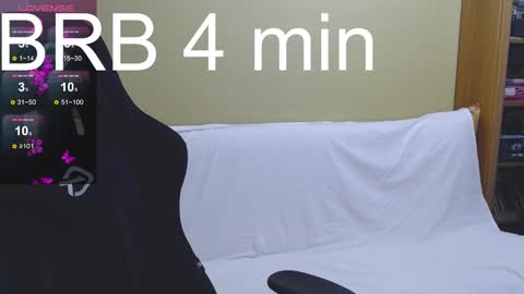 Elizabeth Effie online show from January 6, 5:38 pm