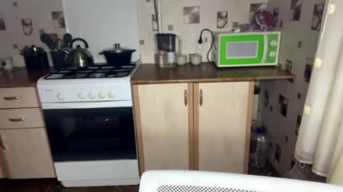 good_girl_24 online show from June 15, 11:05 pm