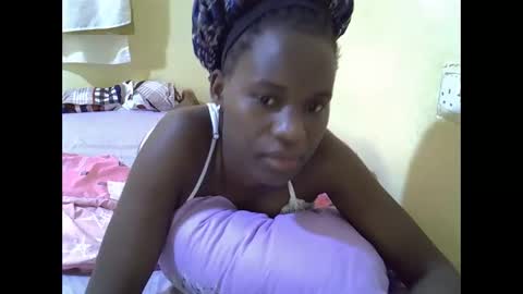 gorgeous_maya1 online show from April 11, 7:45 am