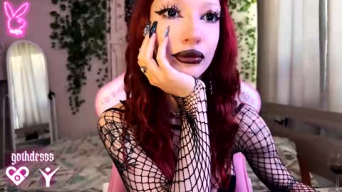    online show from September 26, 6:00 am