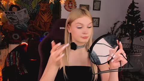 Grace Glamour online show from December 31, 7:53 am