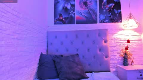 Gracey Milf online show from March 12, 11:31 am