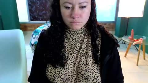 Vanessa online show from December 2, 11:55 am