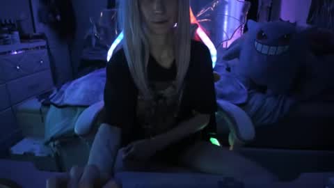 GreenEyedLovexo online show from February 22, 5:55 am