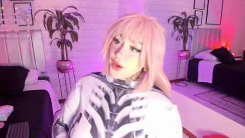   online show from January 17, 7:10 pm