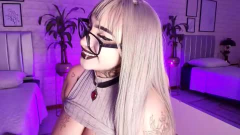   online show from September 17, 7:45 pm