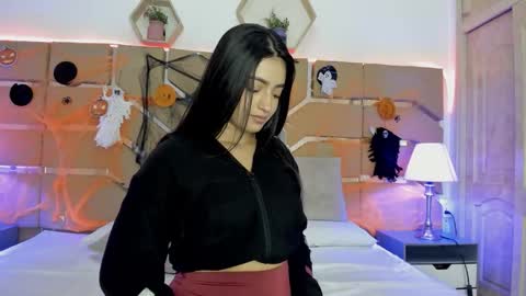 greidy_baker online show from October 31, 4:36 am