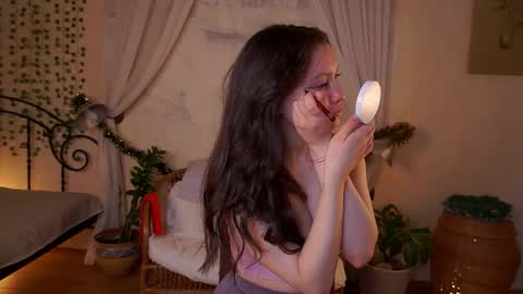 Gwen online show from December 21, 7:12 am