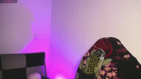 gwenhazel online show from October 16, 11:46 am