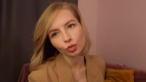 Jannie online show from November 13, 10:25 am