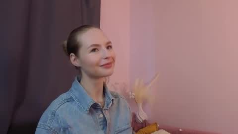 Jannie online show from November 10, 9:15 am