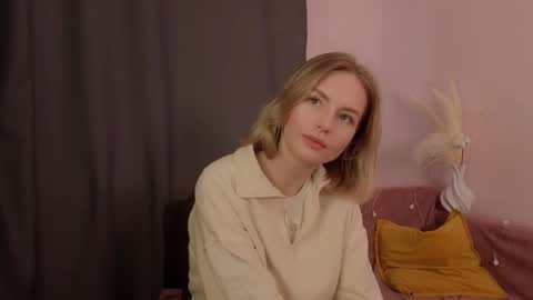 Jannie online show from November 3, 9:35 am