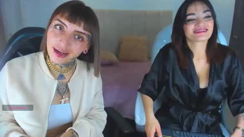 gyal_8_ online show from October 15, 3:53 am