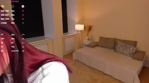 Chloe online show from February 28, 7:35 pm