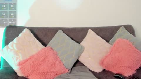 Hailee online show from February 8, 2:49 pm