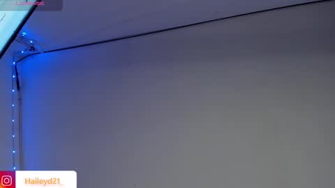 Hailey online show from March 13, 1:18 am