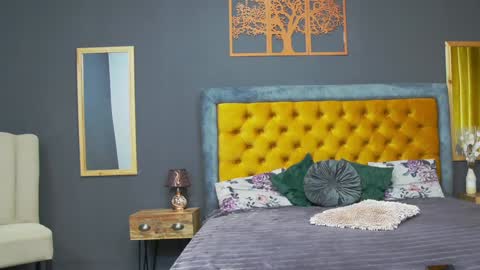 Hailey online show from February 7, 4:59 am