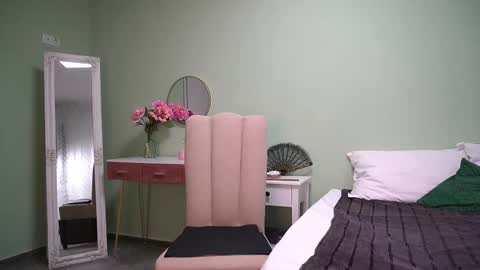 Hailey online show from September 19, 4:11 am