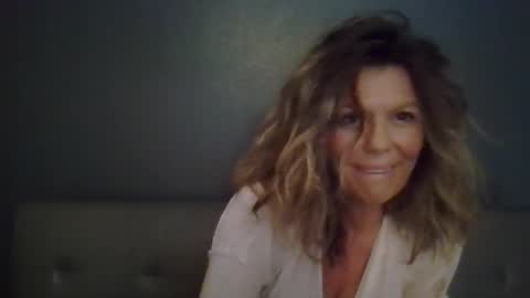 Hailey online show from September 15, 8:05 pm