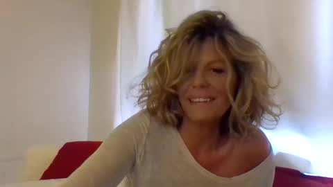 Hailey online show from January 19, 8:09 pm