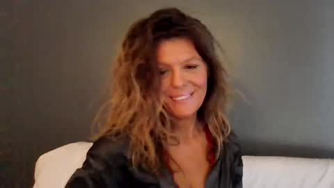 Hailey online show from January 18, 7:43 pm