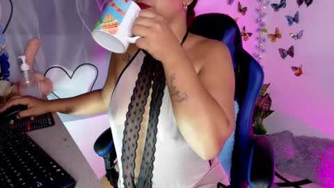 hairygirl83 online show from September 14, 2:15 pm