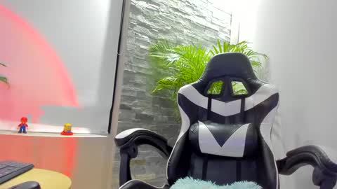 Anahis online show from January 27, 1:05 am