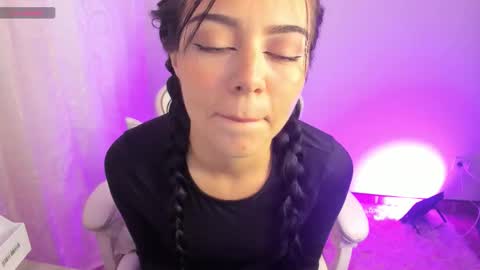 Hana Garcia online show from October 28, 10:36 pm