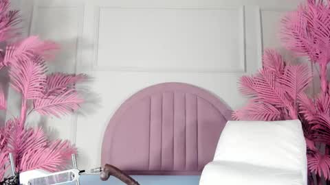 hanaahquinn online show from February 17, 11:42 am