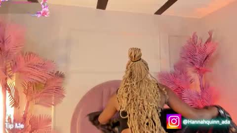 hanaahquinn online show from March 28, 11:43 am