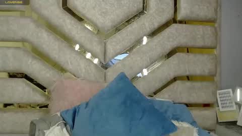 Hana.......Fansly -  content being added daily..  online show from December 17, 12:01 am