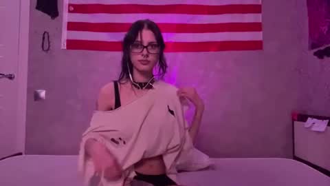 hanna3mominty online show from June 22, 8:39 pm