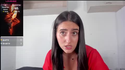 hanna__evans_ online show from July 6, 3:03 pm