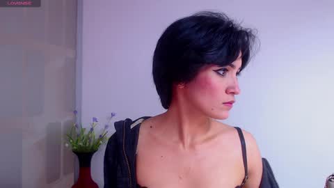 Sara online show from February 14, 5:03 pm