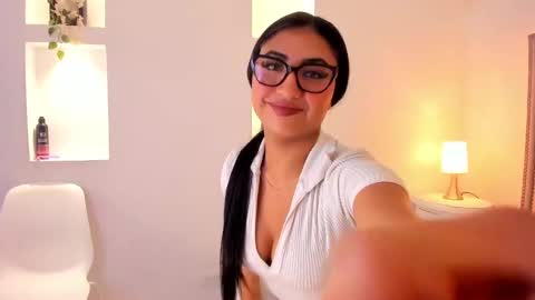  im Hanna online show from October 2, 2:55 pm