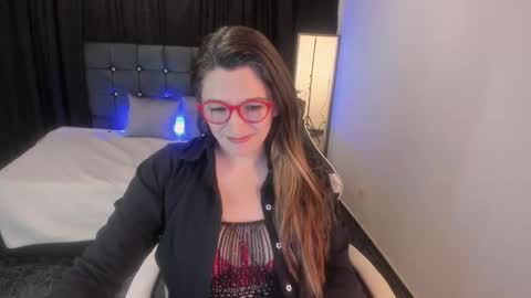 hanna_ma online show from October 3, 2:22 pm