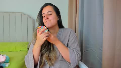 Hanna online show from February 3, 4:34 pm