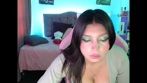 hannah_swet online show from March 7, 10:21 pm