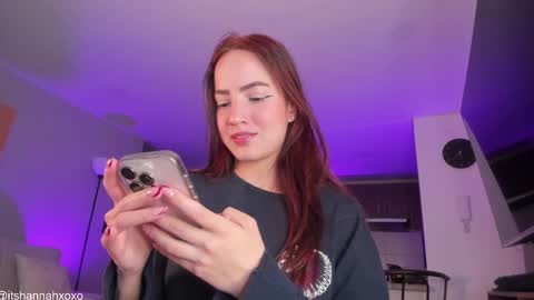 Hannah online show from February 12, 10:37 pm