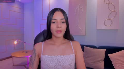 HANNAH J online show from February 5, 6:48 pm