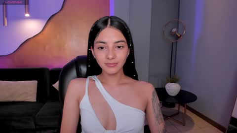 HANNAH J online show from January 21, 7:28 pm