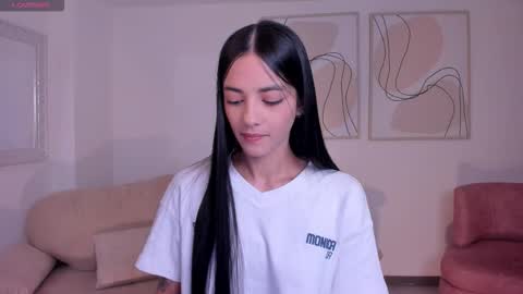 HANNAH J online show from October 5, 4:56 pm